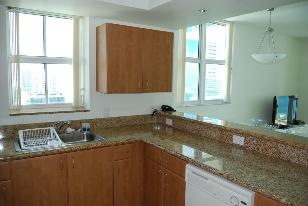 Churchill Suites Miami Brickell - One Broadway 外观 照片